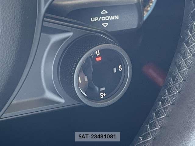 Porsche 718 Cayman 2021-01 8368102-18