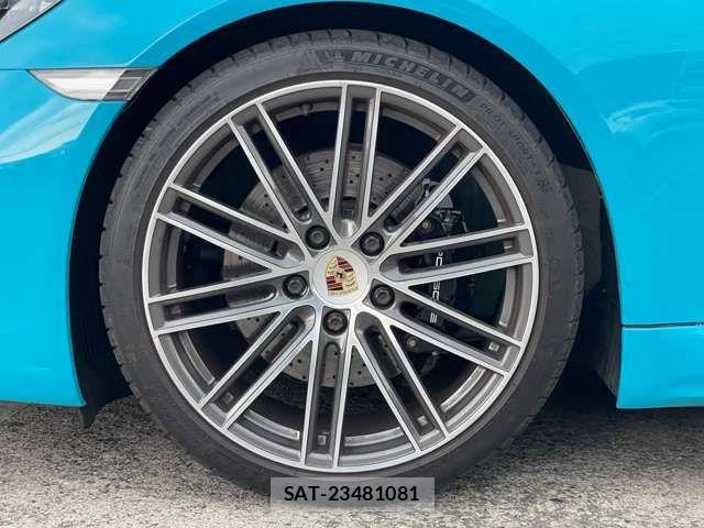 Porsche 718 Cayman 2021-01 8368102-7