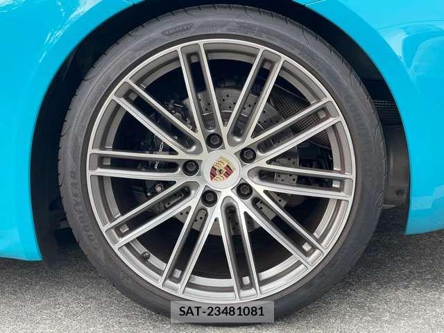 Porsche 718 Cayman 2021-01 8368102-8