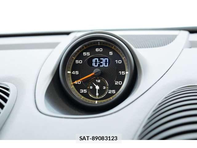 Porsche 718 Cayman 2020-09 8414371-3