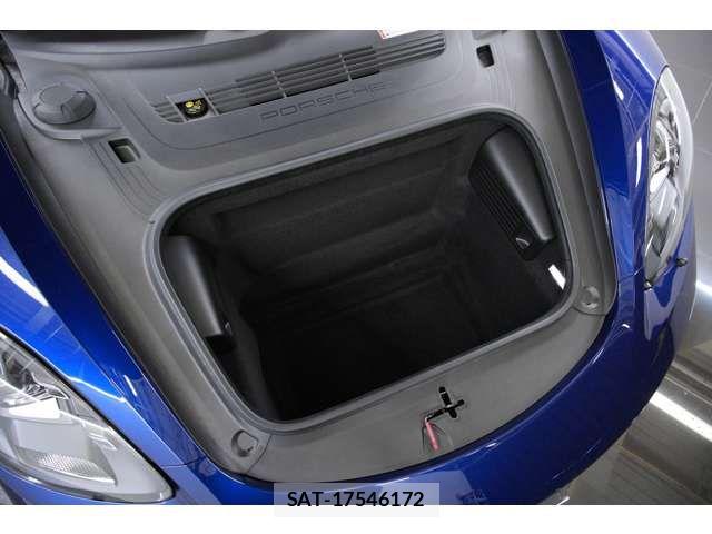 Porsche 718 Cayman 2023-09 8686281-9
