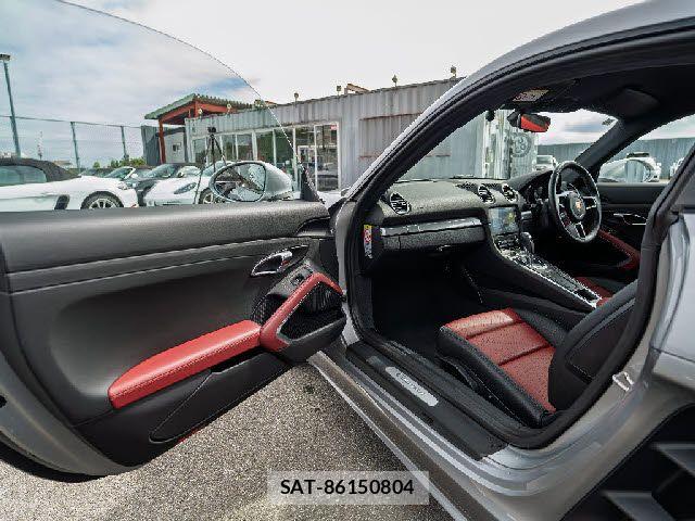 Porsche 718 Cayman 2018-12 8745197-23