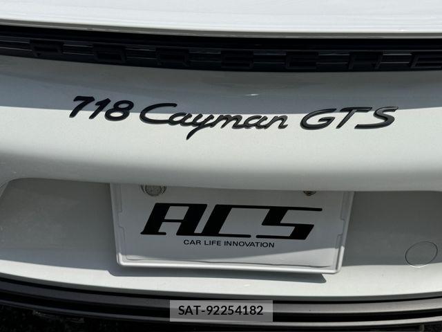 Porsche 718 Cayman 2022-06 8745195-7