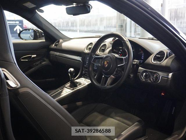 Porsche 718 Cayman 2022-12 8797120-1