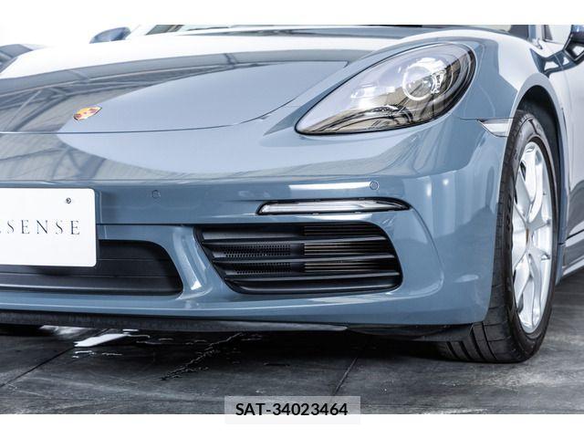 Porsche 718 Cayman 2018-07 8831073-10