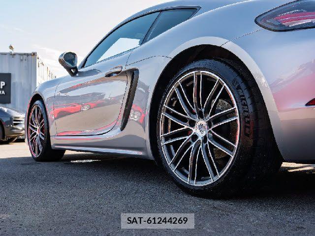 Porsche 718 Cayman 2018-12 7251907-12
