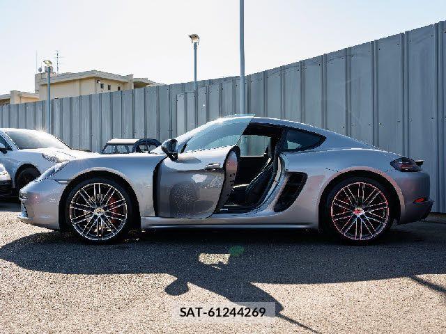 Porsche 718 Cayman 2018-12 7251907-27