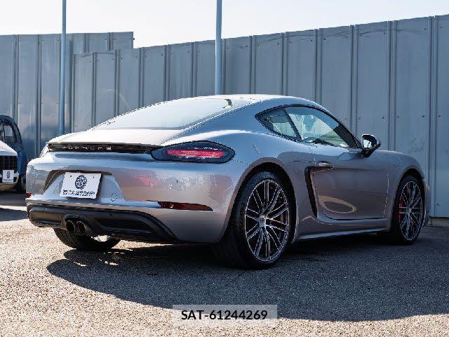 Porsche 718 Cayman 2018-12 7251907-4