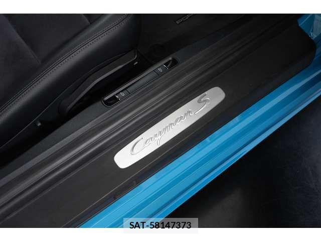 Porsche 718 Cayman 2020-05 8131888-9