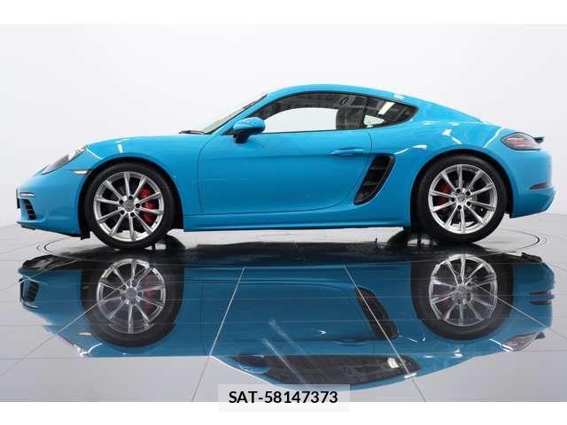 Porsche 718 Cayman 2020-05 8131888-17