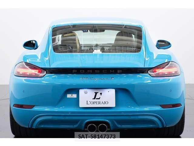 Porsche 718 Cayman 2020-05 8131888-2