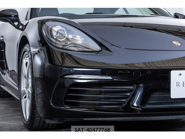 Porsche 718 Cayman 2017-03 8881550-11