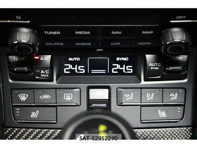 Porsche 718 Spyder 2024-10 2447866-11