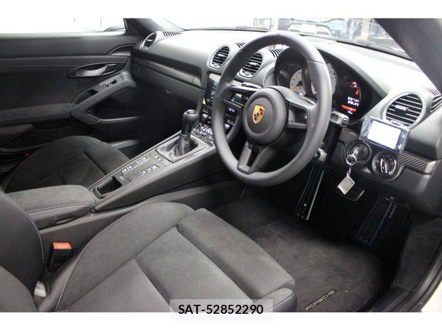 Porsche 718 Spyder 2024-10 2447866-17