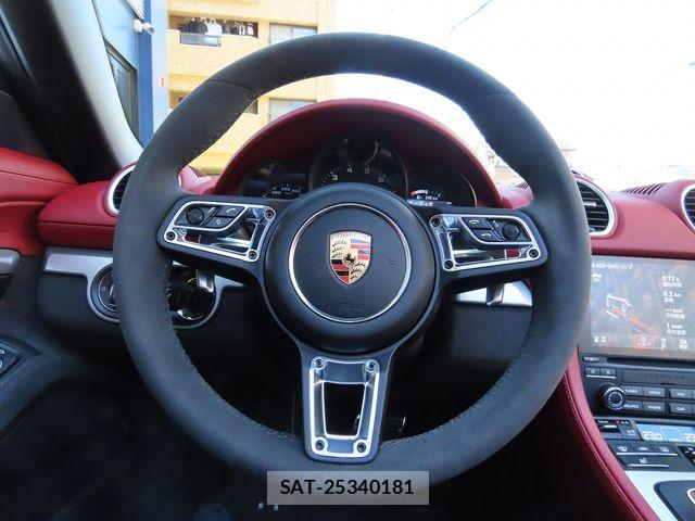 Porsche 718 Spyder 2023-02 6501947-8
