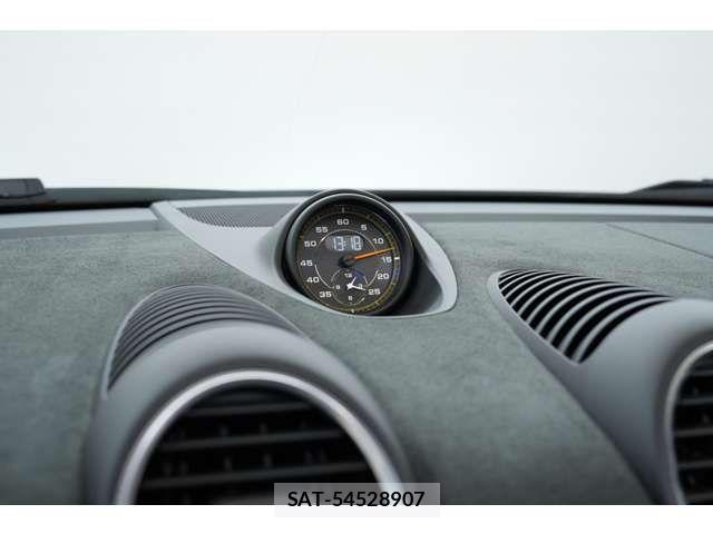 Porsche 718 Spyder 2025-06 8159008-9