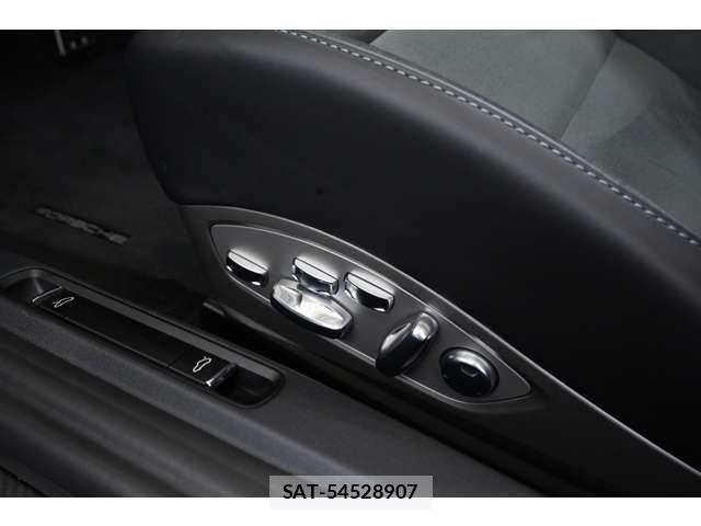 Porsche 718 Spyder 2025-06 8159008-5