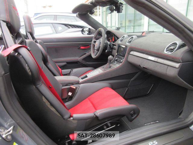Porsche 718 Spyder 2025-01 8881552-17
