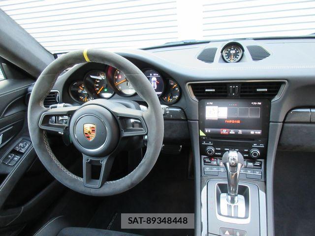 Porsche 911 2019-03 521125-15