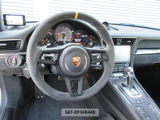 Porsche 911 2019-03 521125-16