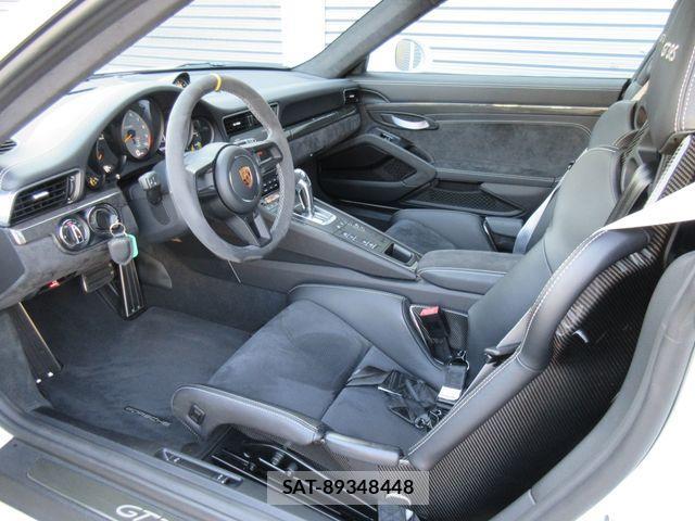 Porsche 911 2019-03 521125-22
