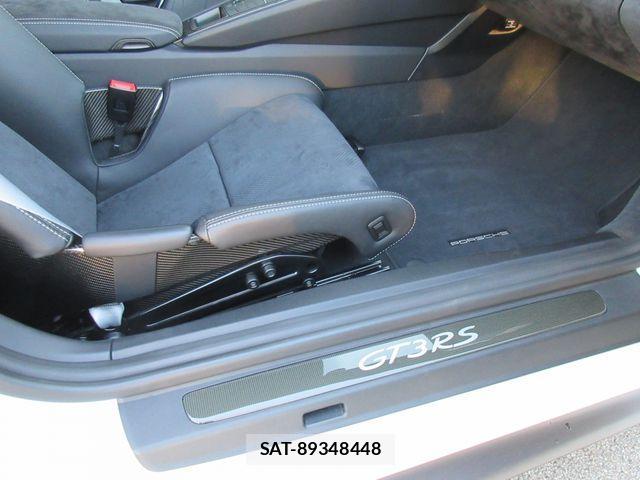 Porsche 911 2019-03 521125-24