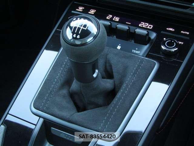 Porsche 911 2022-07 626414-12