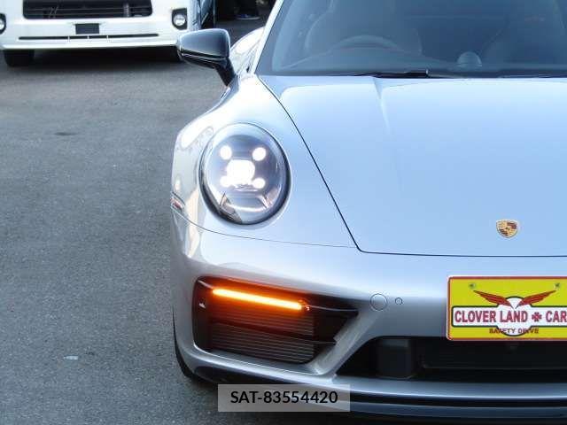 Porsche 911 2022-07 626414-17