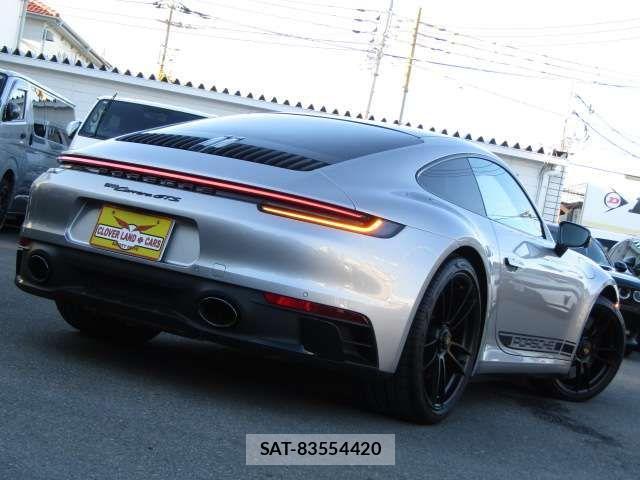 Porsche 911 2022-07 626414-6