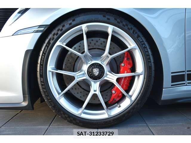 Porsche 911 2022-01 649794-11