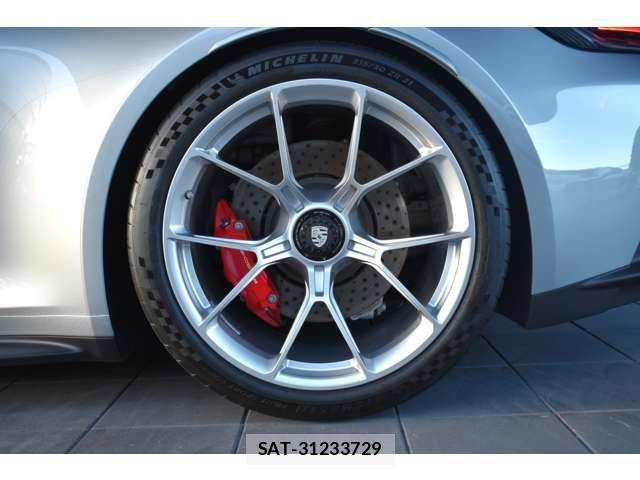 Porsche 911 2022-01 649794-12