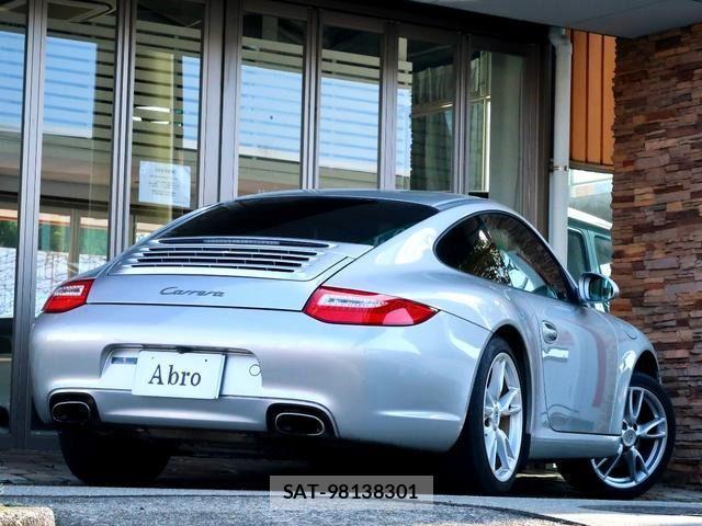 Porsche 911 2009-01 770171-1