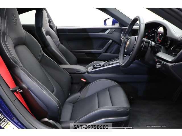 Porsche 911 2024-01 789967-1