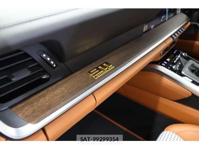 Porsche 911 2023-02 826889-11