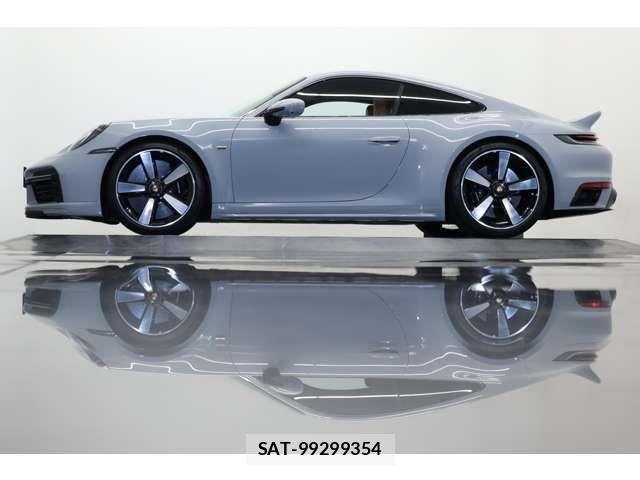 Porsche 911 2023-02 826889-18