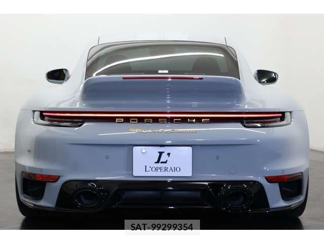 Porsche 911 2023-02 826889-3