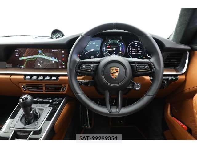 Porsche 911 2023-02 826889-7