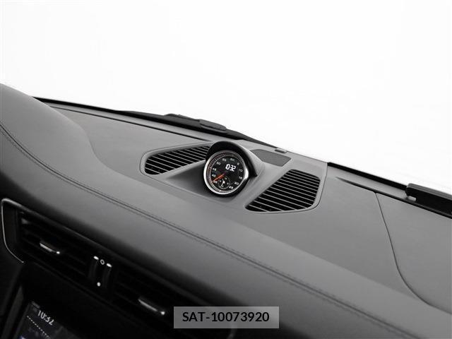 Porsche 911 2014-12 1056278-21