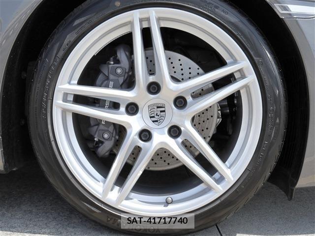 Porsche 911 2019-03 1102850-9