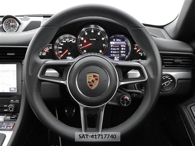 Porsche 911 2019-03 1102850-11