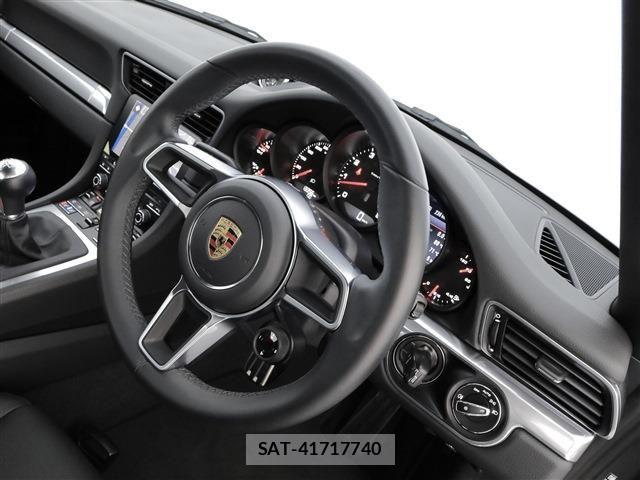 Porsche 911 2019-03 1102850-12