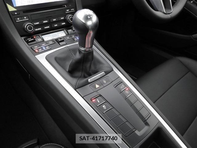 Porsche 911 2019-03 1102850-18