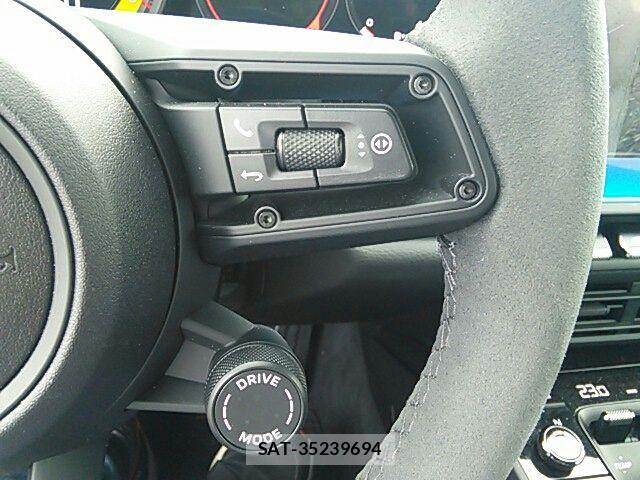 Porsche 911 2024-03 1125594-22