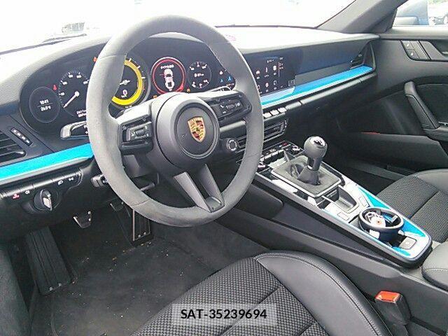 Porsche 911 2024-03 1125594-8