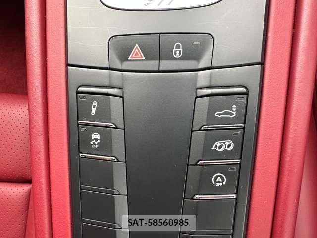Porsche 911 2016-09 1208085-13