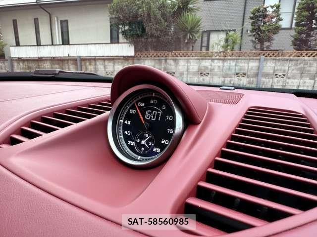 Porsche 911 2016-09 1208085-5