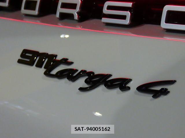 Porsche 911 2024-10 1223987-11