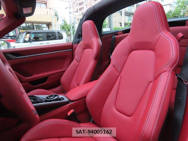 Porsche 911 2024-10 1223987-17