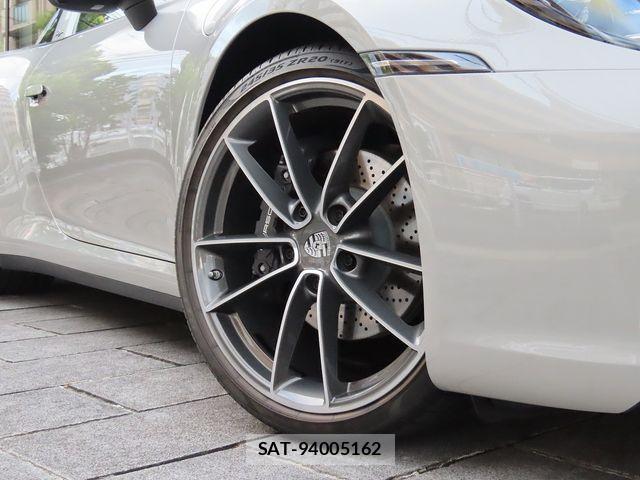Porsche 911 2024-10 1223987-25