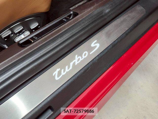 Porsche 911 2018-12 1223982-10
